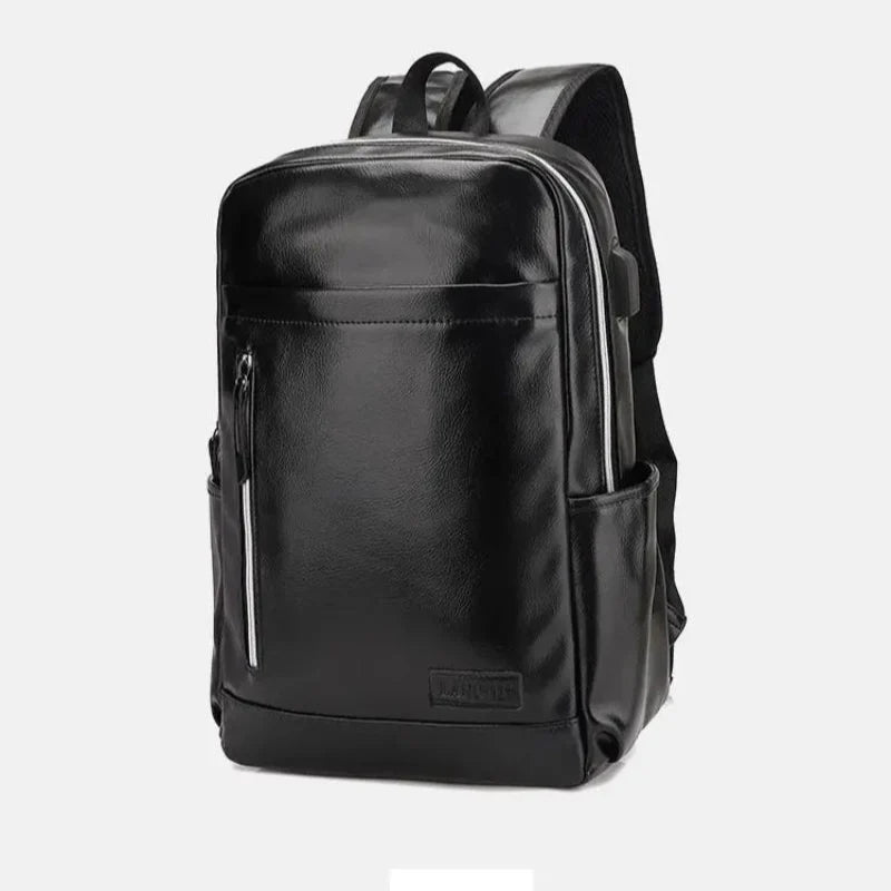 Mochila Executiva em Couro Monzzani MZ805 com design clássico, compartimento para notebook e alças acolchoadas.
