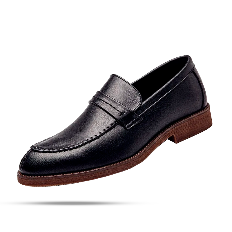 Sapato masculino Loafer Monzzani MZ914 em couro com costura central e sola vulcanizada, elegante e versátil para composições sociais e casuais.