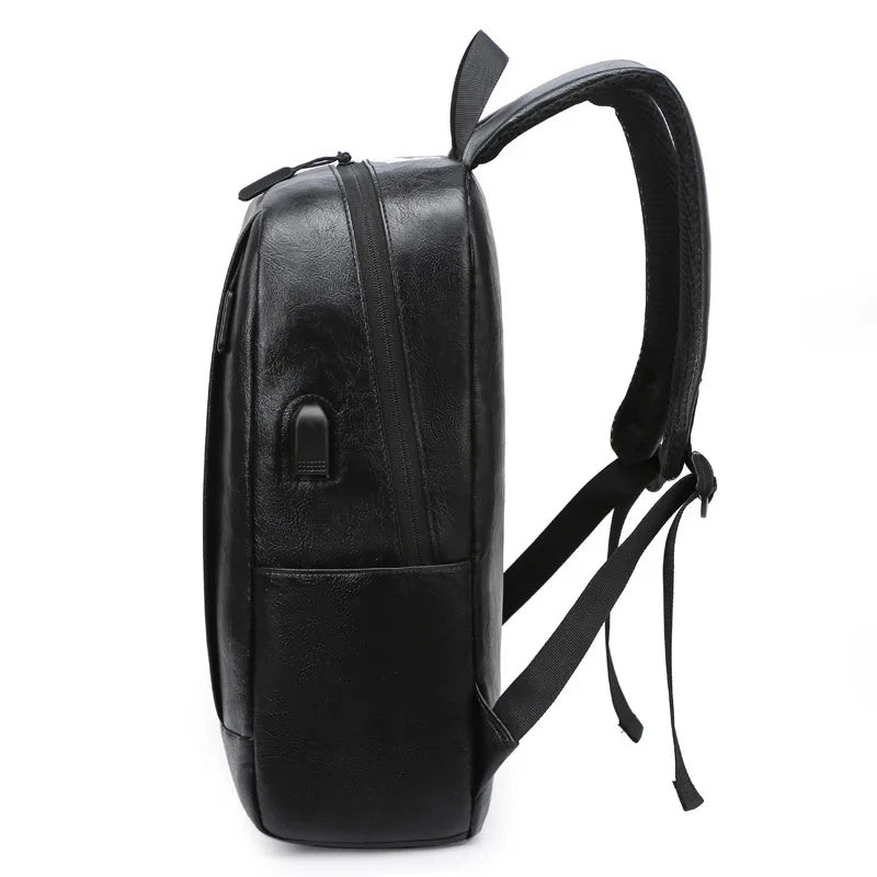 Mochila Executiva Monzzani MZ800 preta com porta USB, alças acolchoadas e compartimento para notebook de até 15,6 polegadas.