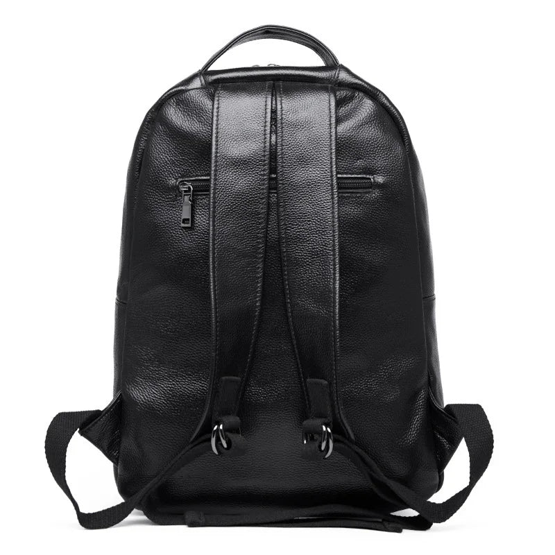 Mochila Executiva em Couro Monzzani MZ801 preta com design clássico, alças acolchoadas e compartimento para notebook.