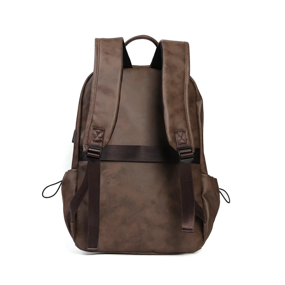 Mochila Executiva em Couro Monzzani MZ802 com alças acolchoadas, design elegante e espaço para notebook.