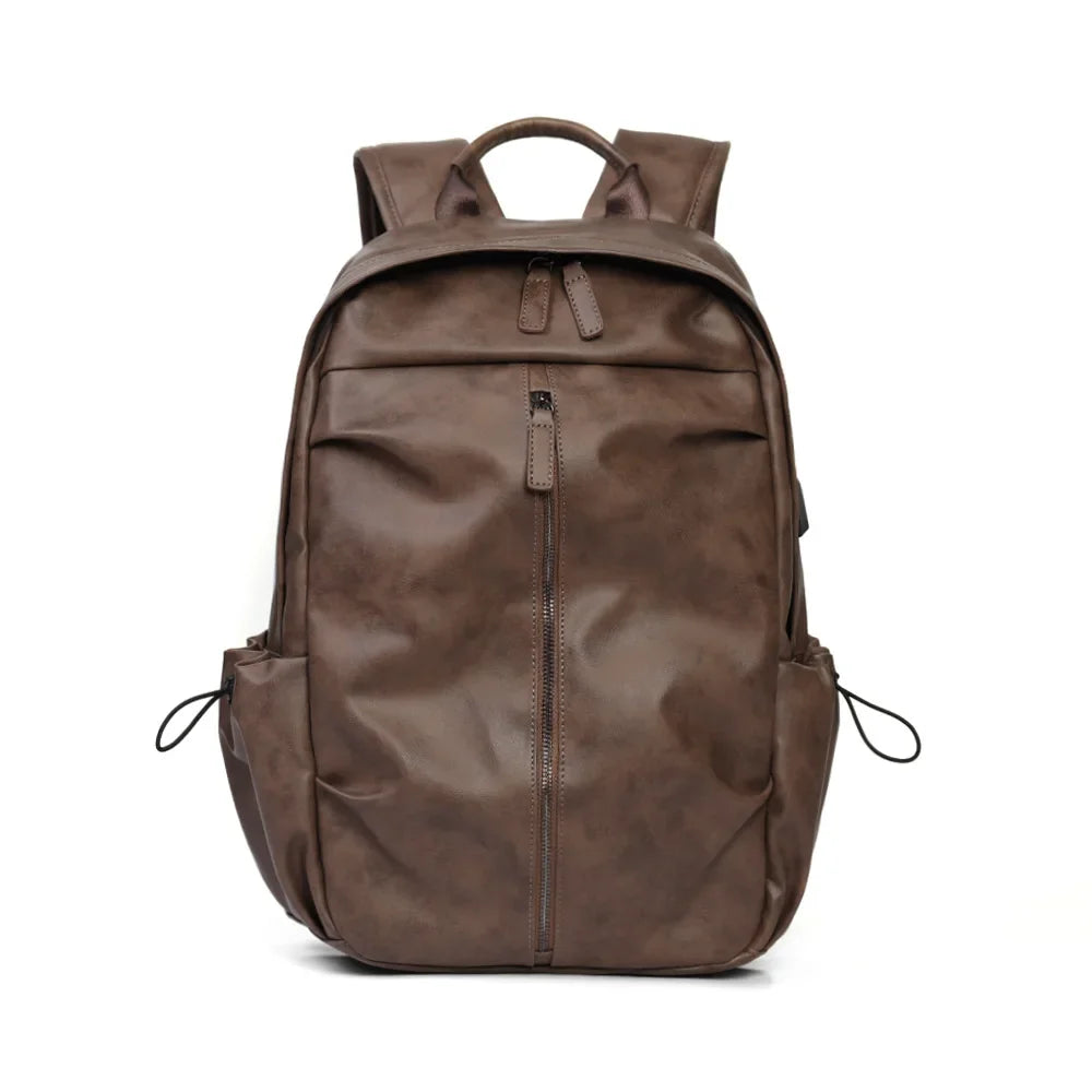 Mochila Executiva em Couro Monzzani MZ802 com alças acolchoadas, design elegante e espaço para notebook.