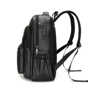 Mochila Executiva Monzzani MZ803 em couro, com alças acolchoadas, acabamento refinado e compartimento para notebook.
