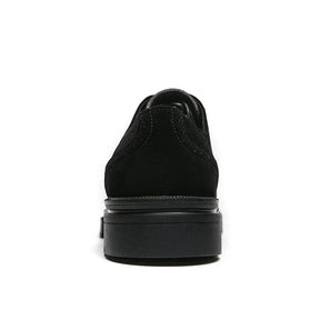Sapato masculino Derby Monzzani MZ909 em camurça, com solado tratorado e plataforma de 4 cm, ideal para looks sociais e casuais com estilo e conforto.